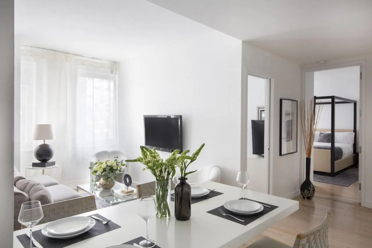 Modern 2Bd In Midtown With Washer And Dryer In-Unit 纽约