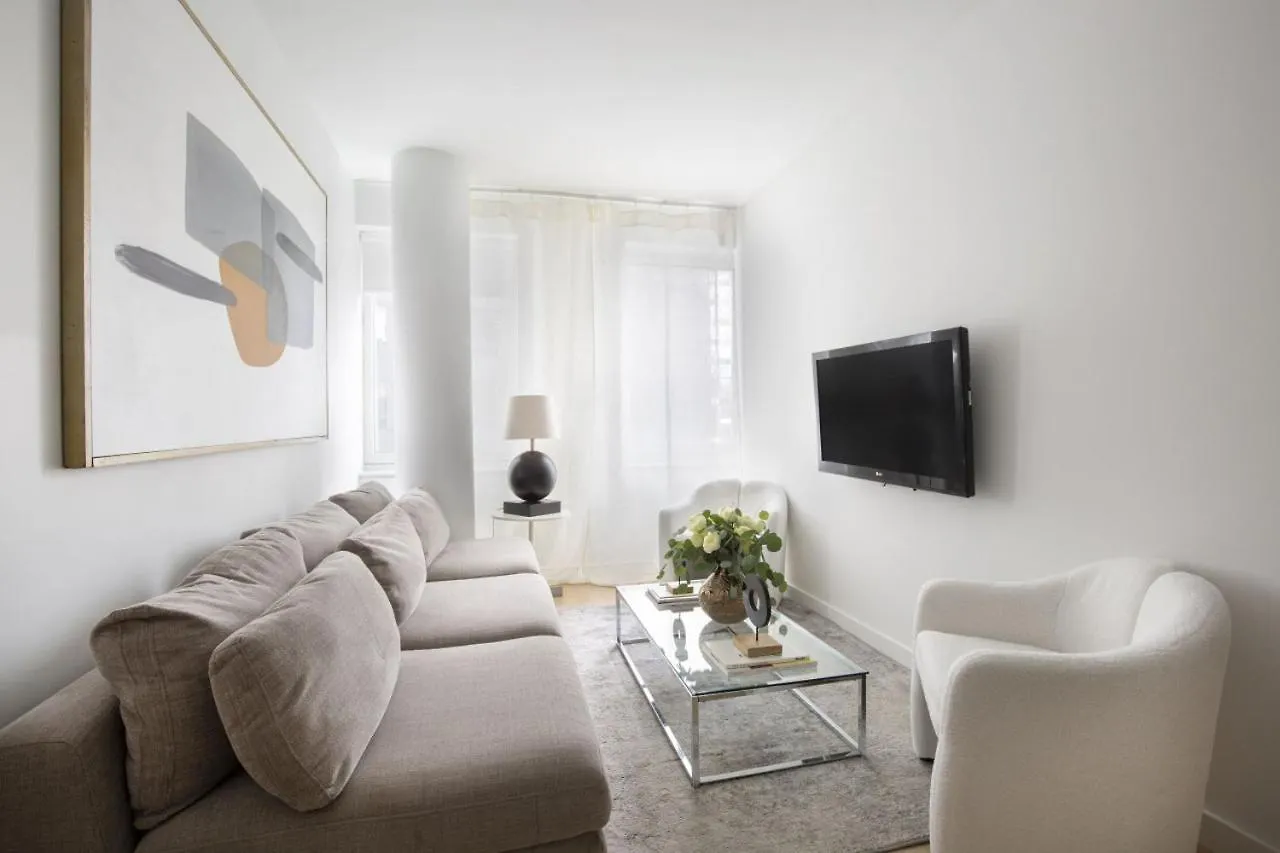公寓 Modern 2Bd In Midtown With Washer And Dryer In-Unit 纽约 美国